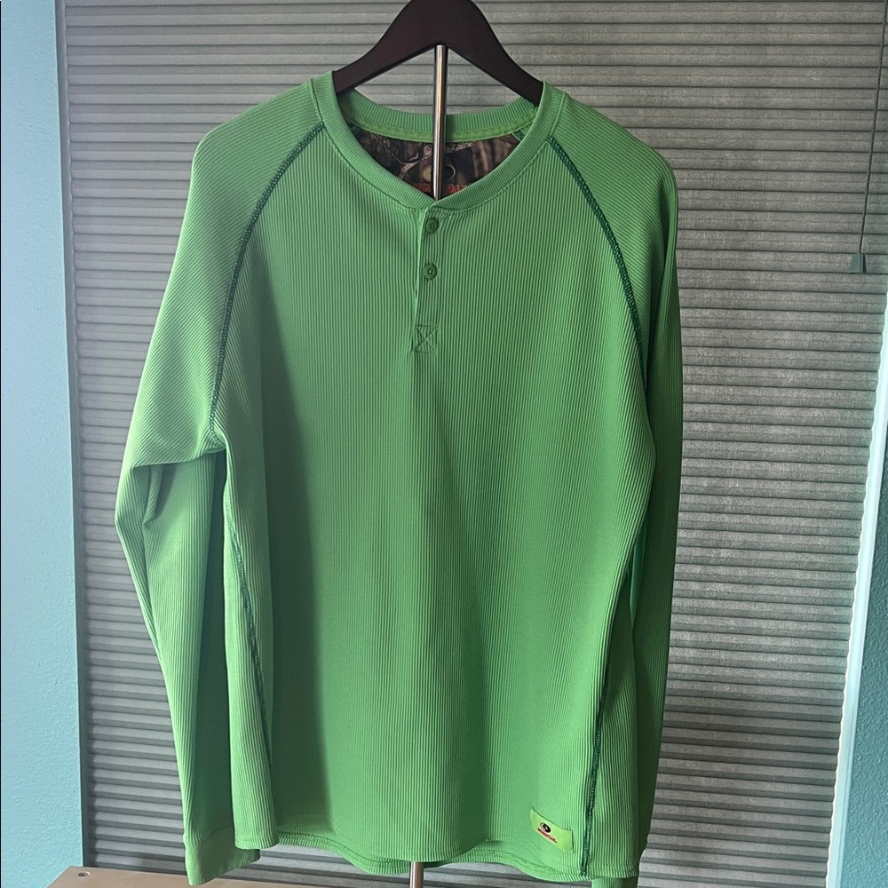 Mossy Oak Men's Bright Green Henley Thermal Long-Sleeve